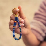 여름 축제를 위한 나미 보호 열쇠고리와 여성용 남성용 핸드메이드 손목렛 히피 열쇠고리