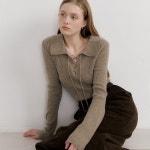 아워코모스 comos 1584 lace-up collar ribbed knit cocoa