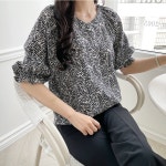 루시다 루시다 그루비2 나염패턴 블라우스- P341241217