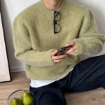 아레스 아레스 퓨어 브러쉬 앙고라 오버핏 소프트 니트