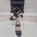 미소페 누빔 스트랩 샌들 112HH224ZT020