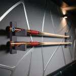 ERMMZZZW 풀 스틱 홀더 벽걸이 랙 당구 큐 수 으로 벽에 두 개를 표시하여 당구대 액세서리와 장비를 정리하는 데 적합합니다 1쌍 1 pair