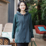 조이마담 레터링 배색 후드 점퍼 J3241
