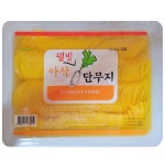 웰빙 아삭 얇은 단무지 2 6kg x 3개입 웰빙아삭단무지 업소용 김밥 깍둑 슬라이스 대패 반달채