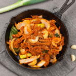 더락 갈비아저씨 갈비아저씨 수제 김치제육 제육볶음 김치 두루치기 350g