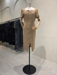 모조 스퀘어넥 슬림 원피스 3807112DH6076477