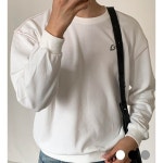 지엔제이 어쎈틱 오버핏 맨투맨 어쎈틱 스몰로고 J2001
