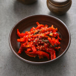 구첩반상 오독오독 식감천재 매콤달콤 무말랭이 무침 1kg 1kg