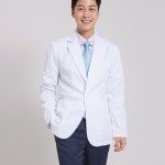 유니메이드 고신축스판 의사자켓 화이트자켓 의사마이 자켓형가운 남자 M