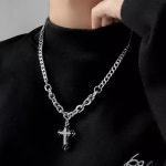 유니크 볼드 십자가 체인 남성 목걸이 J2319