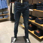 리바이스 레귤러 테이퍼드핏 청바지 39106-0002