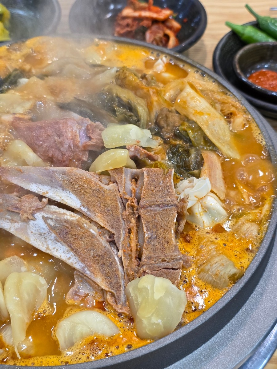 광주 뼈통감자탕본점