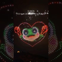 이번에 2026 수원화성 1,230대 드론쇼 다녀왔어요! 🎆 사진이나 영상보다 실제로 보니까 웅장함 그 자체…🥹.. 10분이라 살짝 아쉬웠지만 넘 멋있어서 이해 가능 , , 내년에 같이 갈 사람한테 지금 바로 공유해 두세요-! ✨ 방문 정보 🗓️ 촬영일: 2026년 9월 12일 📍 장소: 화성행궁 광장 💡 Tip: 9월 19일 ~ 10월 6일 ‘수원화성 미디어아트’도 놓치지 마세요✨ #수원화성드론쇼 #수원화성미디어아트 #화성행궁 #수원가볼만한곳 #국내여행지추천