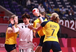 -올림픽- 여자핸드볼, 스웨덴에 30-39로 패배…아쉬운 8강 탈락