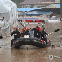 대전충남 시간당 100㎜ 폭우에 곳곳 잠기고 무너져…2명 숨져(종합)