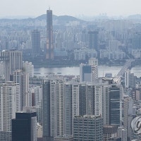 집주인 단톡방 만들어 집값 담합 유도한 '방장'…서울 첫 적발