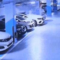 인천 아파트 지하서 전기차 폭발 화재…유독가스 아수라장(종합)