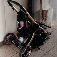 아파트복도 유모차에 갑자기 불…경찰 방화 여부 수사