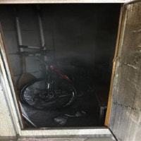 아파트 수도배관실에 담배꽁초 버려 불낸 60대 입건