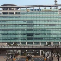 화장실서 여성 성폭행하려다 흉기로 찌르고 도주 군인 구속송치