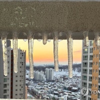 폭설과 한파에 갇힌 광주 도심