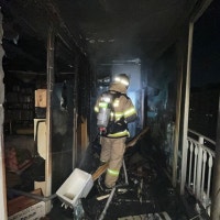 한밤중 인천 부평동 아파트서 불…심정지 60대 주민 이송