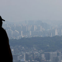'서울 3.3㎡ 1억'…치솟는 분양가에 내 집 마련 부담 커져
