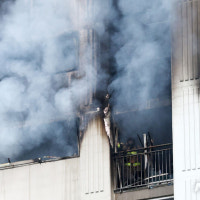 에어컨 고치려다…강남 30억짜리 아파트 대참사
