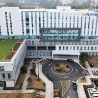 '한화건설 아파트 공사장' 추락사…현장소장 등 7명 송치