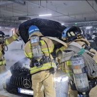 평택 아파트 지하주차장 벤츠 화재…30분 만에 진화