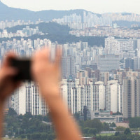 서울 아파트 낙찰가율 95.9%…25개월 만에 최고치