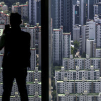 대출규제에 '얼죽신' 주춤…자산가들은 강남권 재건축 관심