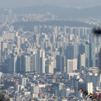 서울 아파트 실거래가지수 올해 첫 하락…대출규제 영향