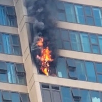 “35층서 뛰어내려왔다”…용산 고층 아파트 화재 ‘아찔’