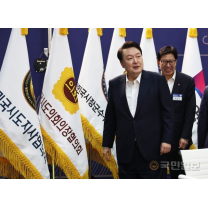 尹, 서울 아파트값 상승에 “늦을수록 투기 수요 붙어…빠른 대책 강구”