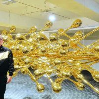 금속 미학·인공 자연… 갤러리 들어온 ‘공공미술 왕자’