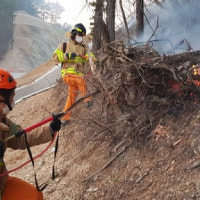 울산 언양 화장산 산불 20시간 만에 진화