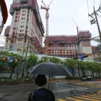 3.3㎡당 1000만원도 '훌쩍'…서울·부산 재개발 역대급 공사비