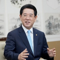 18세까지 20만원씩·월세 1만원 아파트…'출산율 1위' 전남의 비결