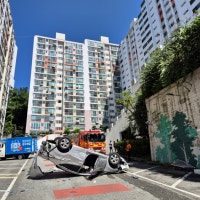 아파트서 주차하다가 10m 아래로 ‘쿵’…차량 추락사고로 4명 중경상