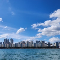 해운대서 북항으로 퍼지는 부산 초고층 열기