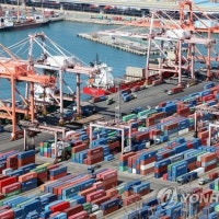 국민 57% “올해 경기 작년보다 나쁠것” …”韓경제, 정치에 발목 잡혀...