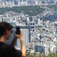 “서울 아파트 분양가 드디어 꺾였다해서 봤더니”…평당 4400만원, 전월...