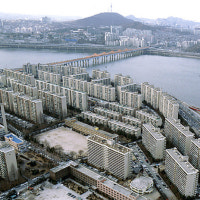 토허제·대출규제 '무풍지대'…꼬마빌딩 대신 초고가 아파트 산다