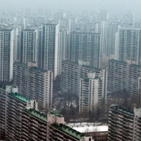 ‘토허제' 풀리자 강남 아파트 시장 과열… 대치·청담 신고가