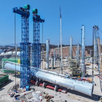 현대건설, 샤힌프로젝트 현장에 아파트 50층 높이 석화설비 설치