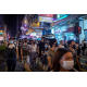 '실탄 발사'에 성난 홍콩, 중국 관련 매장들 '급습'
