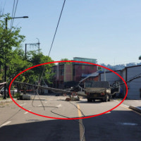 전봇대 들이받은 음주 트럭…일산 아파트 1천여 세대 정전