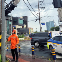 마을 침수‧70대 노부부 사망… 어린이날 폭우에 피해 속출