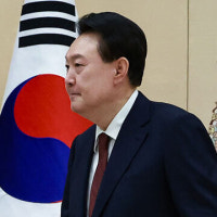 ‘임기 반환점’ 윤석열정부… 실질임금 2년 연속 뒷걸음, 자영업자 폐...